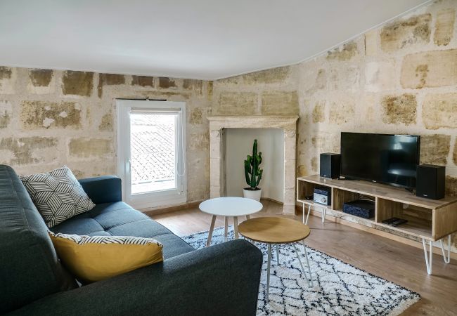 Apartment in Bordeaux - Appart VILLENEUVE T2 - 2/4 personnes - 38m²